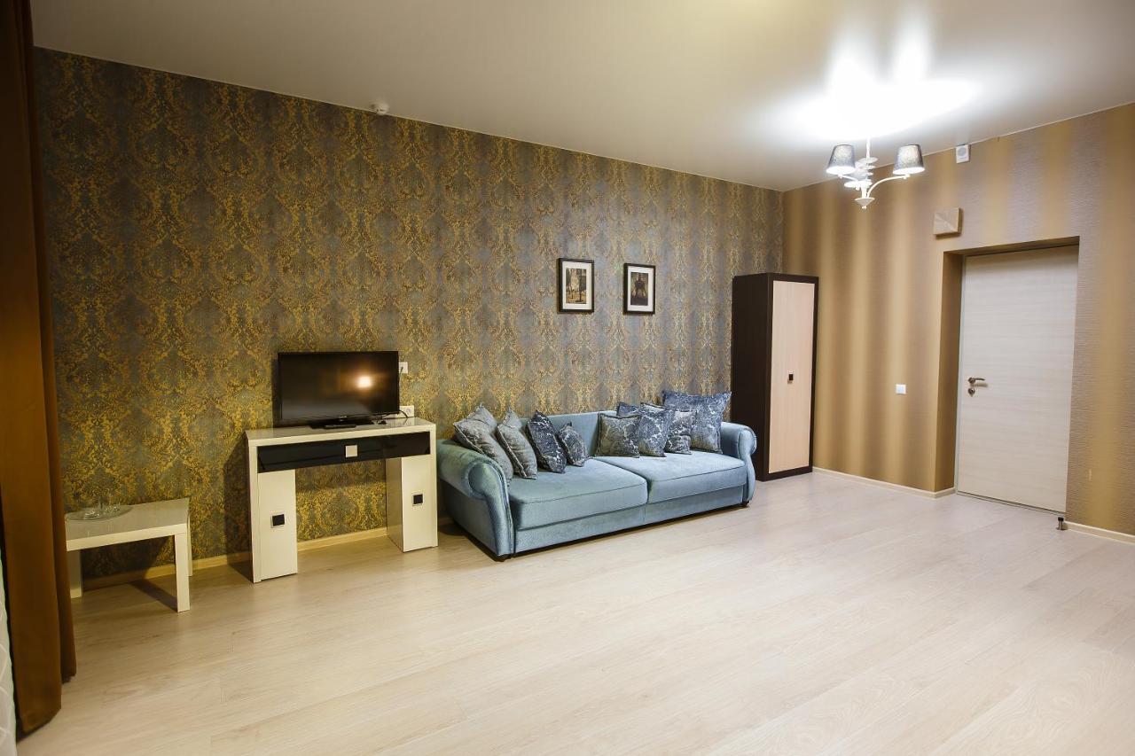 Lazar Hotel Baranowicze Zewnętrze zdjęcie