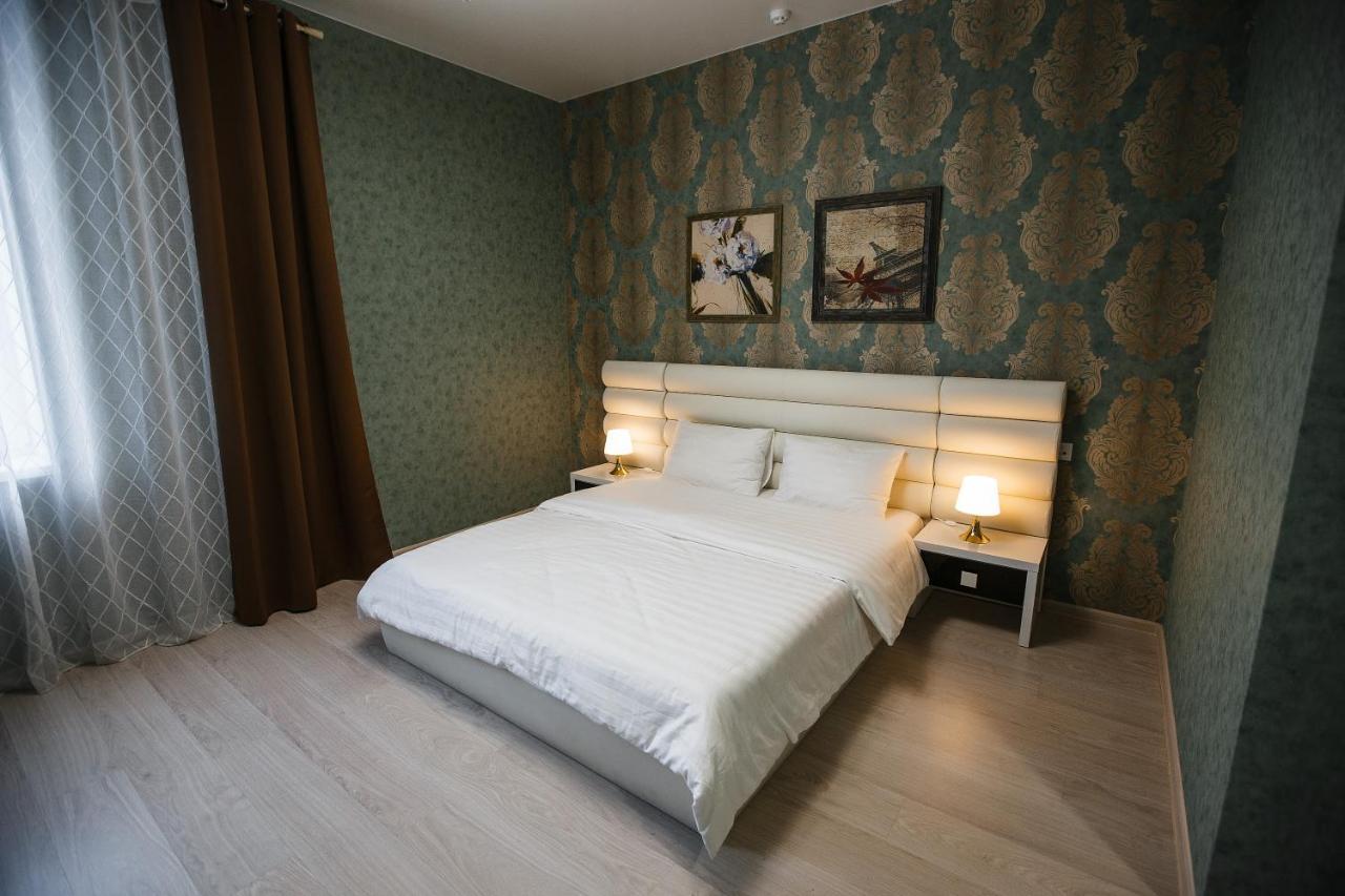 Lazar Hotel Baranowicze Zewnętrze zdjęcie